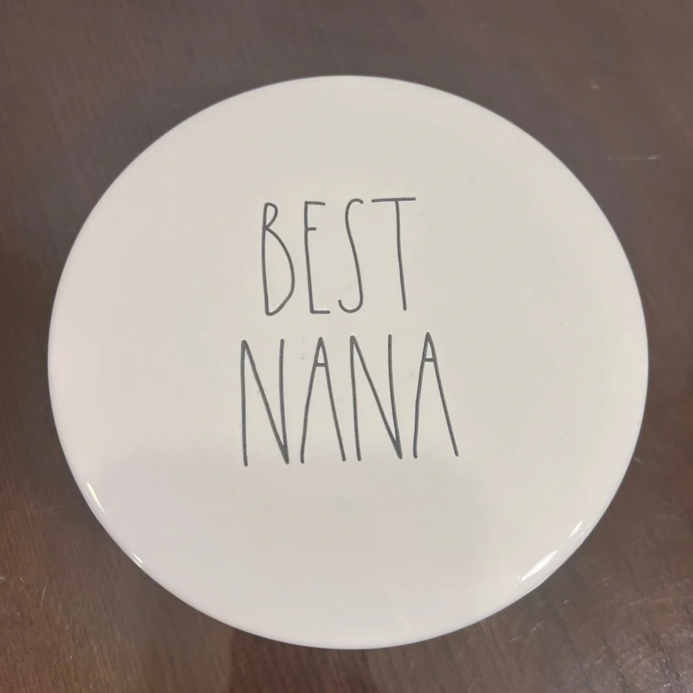 RAE DUNN COLLECTIBLE CERAMICS Trinket Tray “Best Nana” embossed! Great gift NWOT